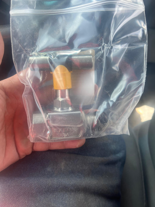 Válvula de agulha de aço inoxidável Macho x Fêmea 1/2" 10.000 PSI – Conexão para Instrumentação de Óleo e Gás