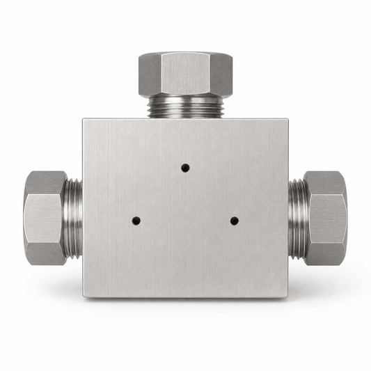 9/16 inch HP female block tee 30,000 PSI stainless steel 3-way flowline fitting for high pressure oilfield and hydraulic systems