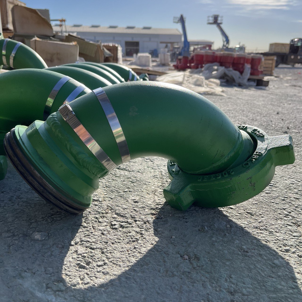 Welded Flowline Elbow – 4" FIG 206 Male (Wing) x 4" FIG 206 Female (Thread) | Butt Welded, SCH XH